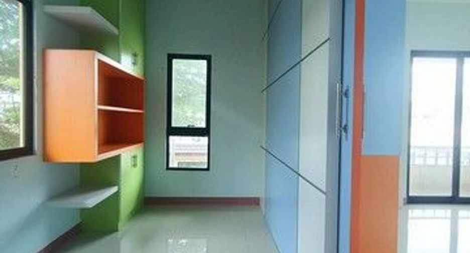 For sale 6 bedrooms house in Hat Yai, Songkhla