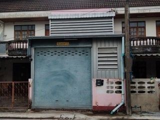 出售 1 卧室 联排别墅 在 Mueang Trang, Trang