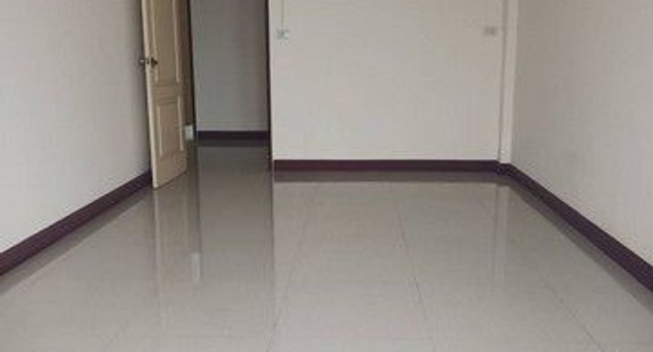 For sale 1 bed townhouse in Hat Yai, Songkhla