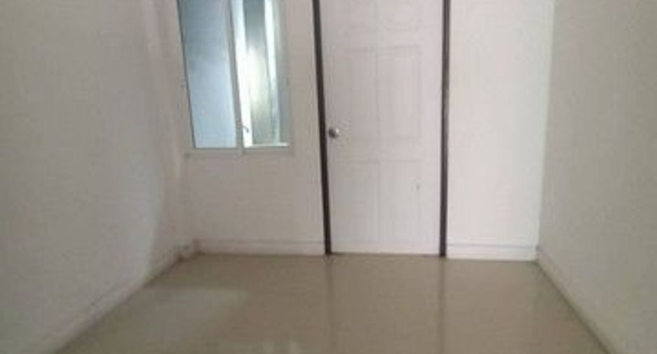 À vendre 2 chambres maison de ville à Hat Yai, Songkhla