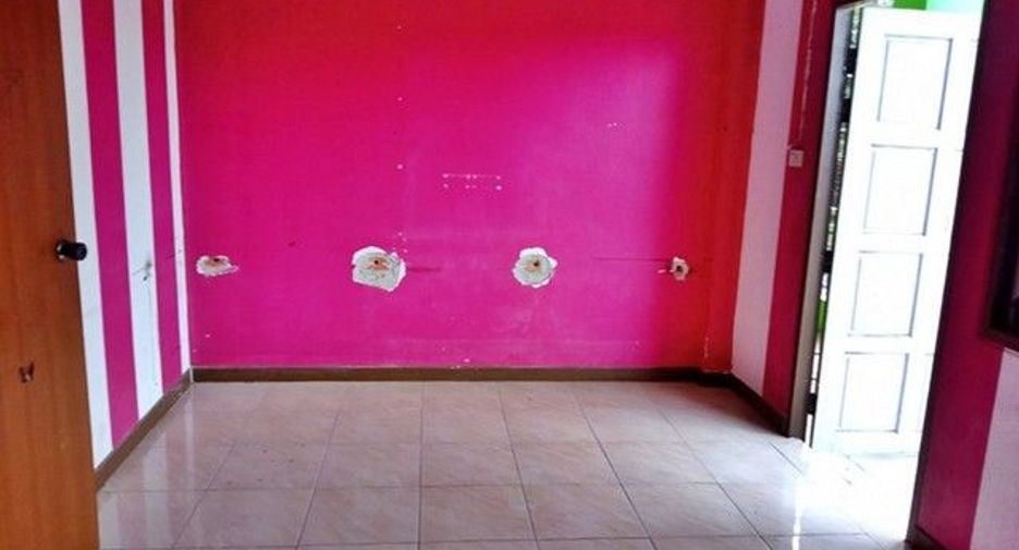 For sale 1 bed retail Space in Phrom Khiri, Nakhon Si Thammarat