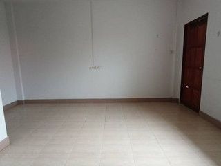 Casa adosada en venta de 2 habitaciones en Hat Yai, Songkhla