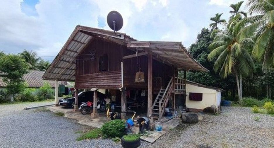 Casa en venta de 1 habitaciones en Phrom Khiri, Nakhon Si Thammarat