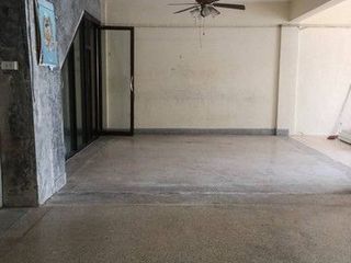 Gewerbefläche zum Kauf mit 1 Zimmer in Hat Yai, Songkhla