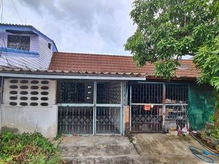 出售 1 卧室 联排别墅 在 Khlong Thom, Krabi