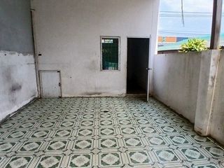 Gewerbefläche zum Kauf mit 1 Zimmer in Khiri Rat Nikhom, Surat Thani