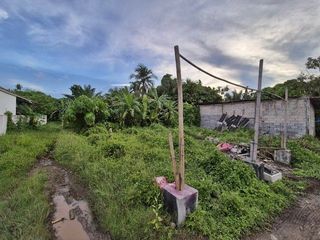 Продажа Участок в Khiri Rat Nikhom, Сураттани