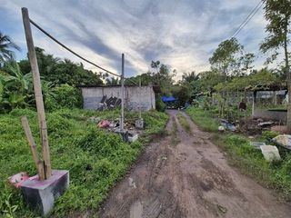 Продажа Участок в Khiri Rat Nikhom, Сураттани