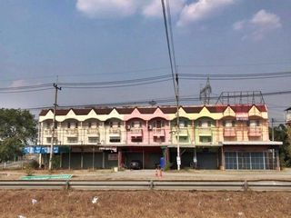 ขาย 1 เตียง พื้นที่ค้าปลีก ใน เมืองตาก, ตาก
