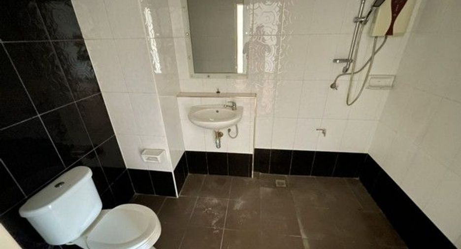 Wohnung zum Kauf mit 1 Zimmer in Ban Khai, Rayong