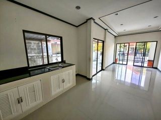 出售 1 卧室 独立屋 在 Ban Chang, Rayong
