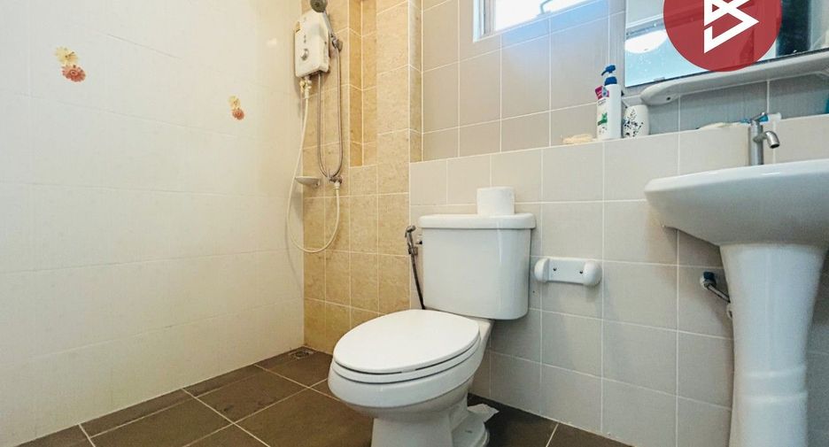 For sale 3 bedrooms house in Mueang Chon Buri, Chonburi
