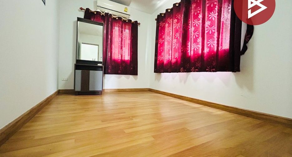 For sale 3 bedrooms house in Mueang Chon Buri, Chonburi