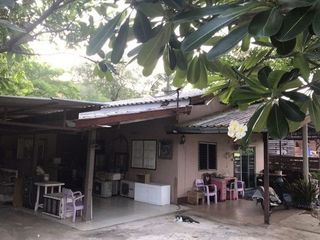 Haus zum Kauf mit 1 Zimmer in Mueang Suphanburi, Suphan Buri