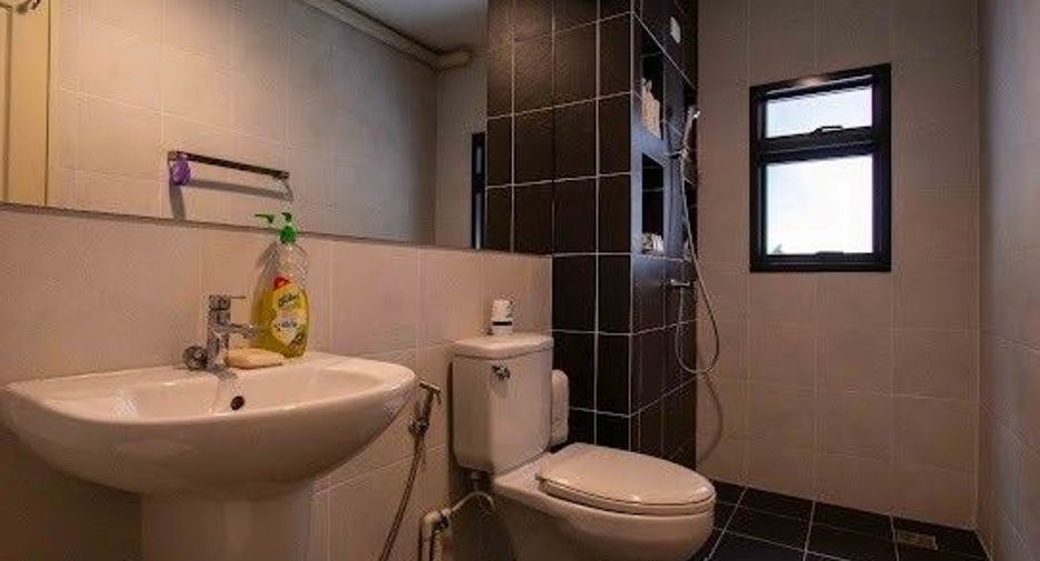 Büro zum Kauf mit 3 Zimmer in Phasi Charoen, Bangkok