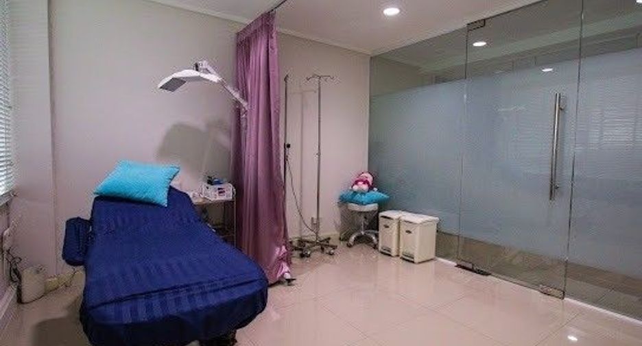 Büro zum Kauf mit 3 Zimmer in Phasi Charoen, Bangkok