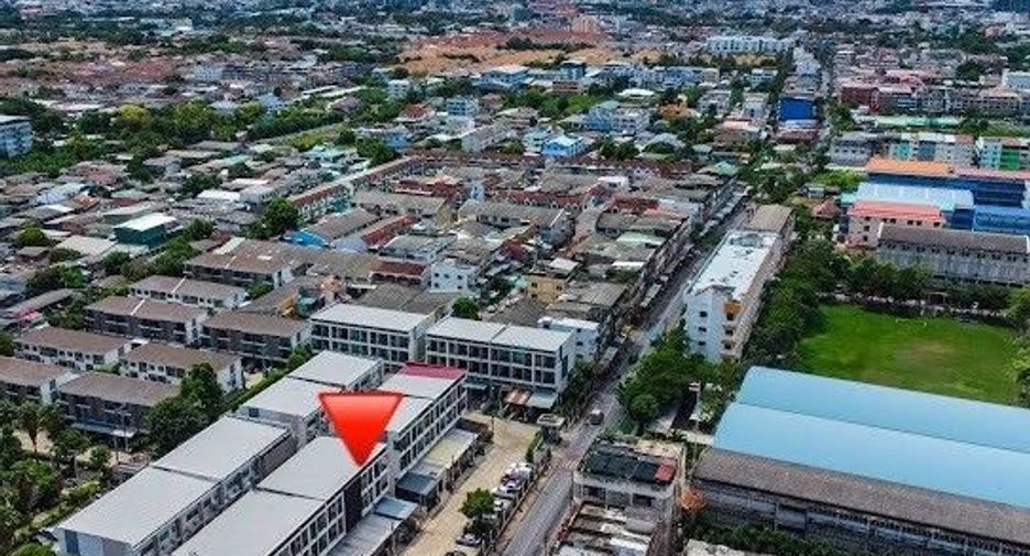 Büro zum Kauf mit 3 Zimmer in Phasi Charoen, Bangkok