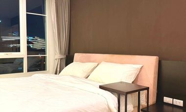 For sale 2 bedrooms condo in Khlong San, Bangkok