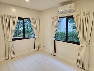 À vendre 4 chambres maison à Bang Phli, Samut Prakan