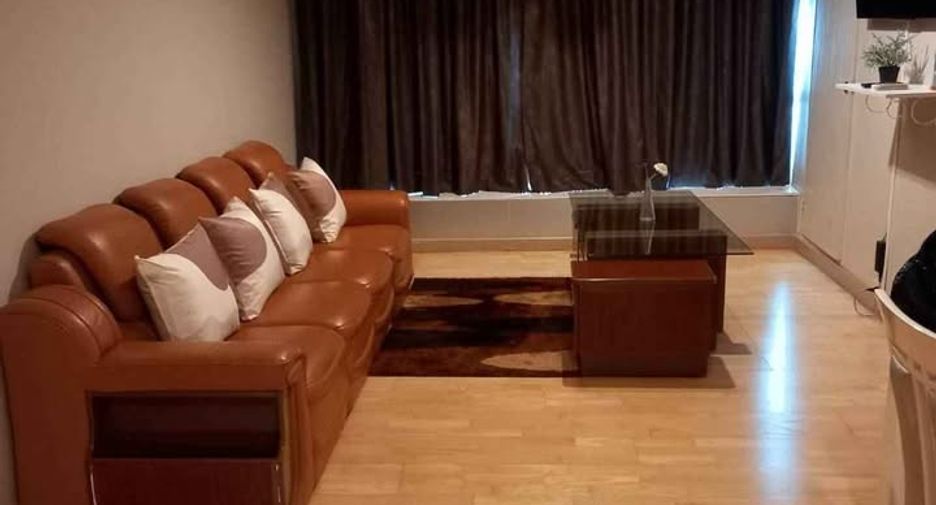 Продажа 2 спальни кондо в Сатхон, Бангкок