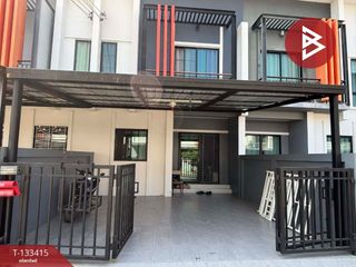 出售 3 卧室 联排别墅 在 San Sai, Chiang Mai