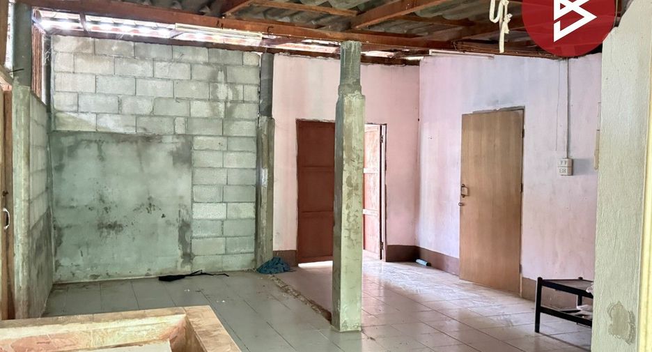 For sale 2 bedrooms house in Ban Hong, Lamphun