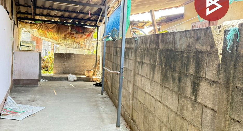 For sale 2 bedrooms house in Ban Hong, Lamphun
