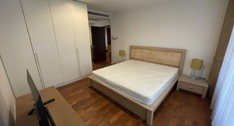 For rent 2 bedrooms condo in Pathum Wan, Bangkok