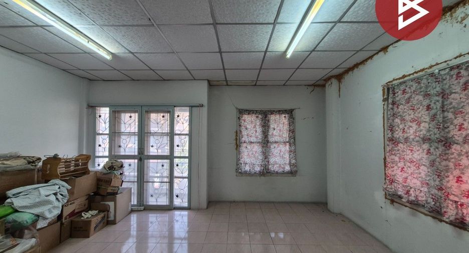 Casa adosada en venta de 2 habitaciones en Khlong Luang, Pathum Thani
