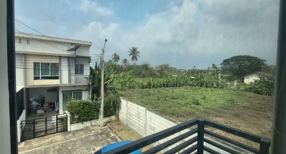 Casa adosada en venta de 3 habitaciones en Bang Kruai, Nonthaburi