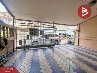 For sale 4 bedrooms townhouse in Lat Phrao, Bangkok