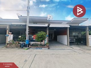 出售 2 卧室 联排别墅 在 Phan Thong, Chon Buri