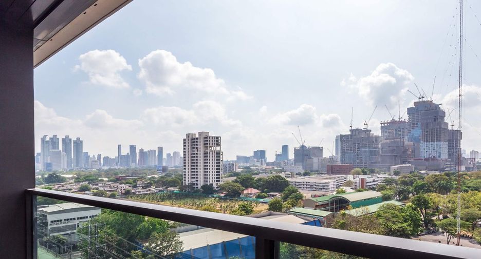 For rent 1 bed condo in Pathum Wan, Bangkok