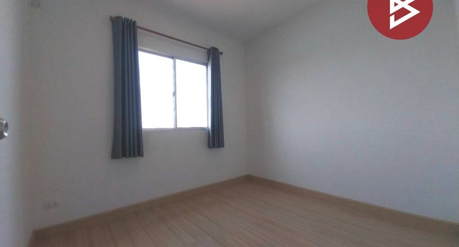 For sale 3 bedrooms townhouse in Lat Krabang, Bangkok