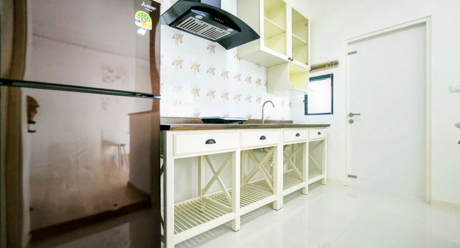 出租 3 卧室 联排别墅 在 Bang Phli, Samut Prakan