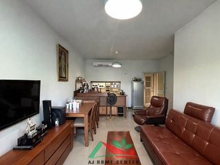Casa adosada en venta de 3 habitaciones en Lat Phrao, Bangkok