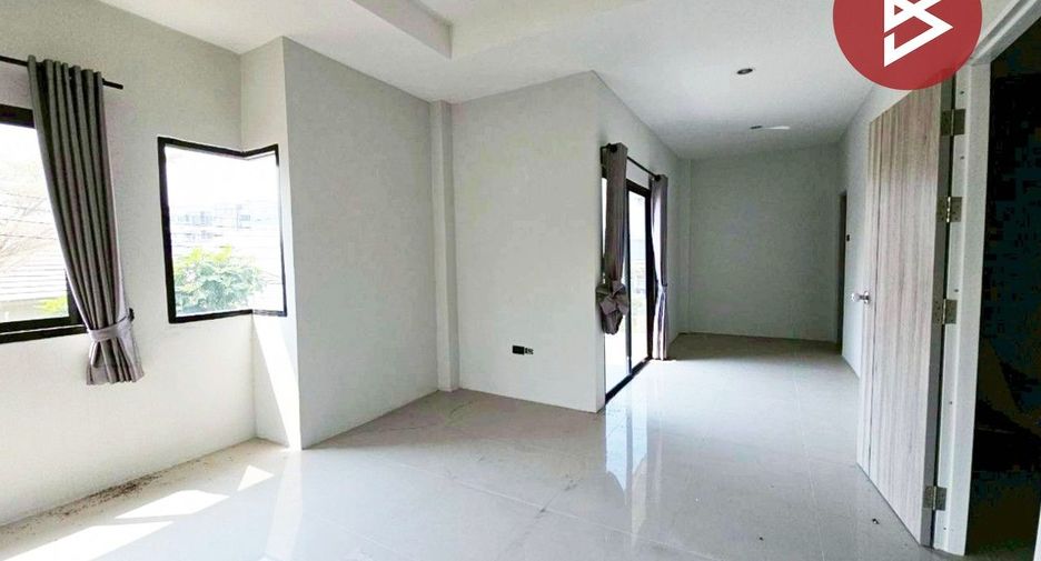 Продажа 3 спальни дом в Phan Thong, Чонбури