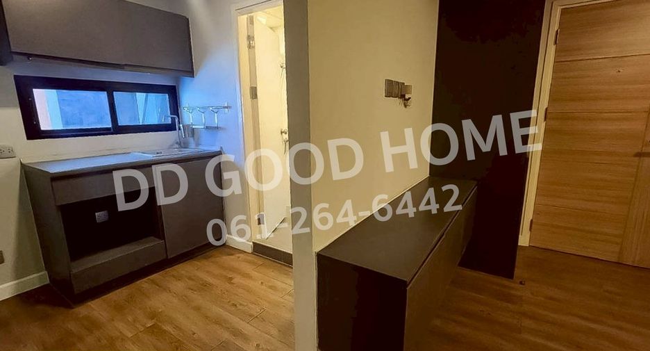 Condo en venta de 2 habitaciones en Min Buri, Bangkok