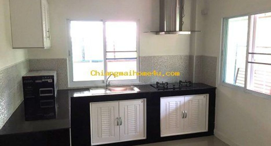 For rent 3 bedrooms house in Saraphi, Chiang Mai