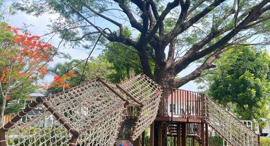 Haus zur Miete mit 3 Zimmer in Lat Krabang, Bangkok