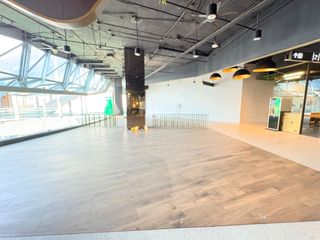 For rent retail Space in Khlong Toei, Bangkok