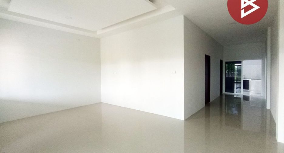 For sale 2 bedrooms townhouse in Mueang Nakhon Pathom, Nakhon Pathom