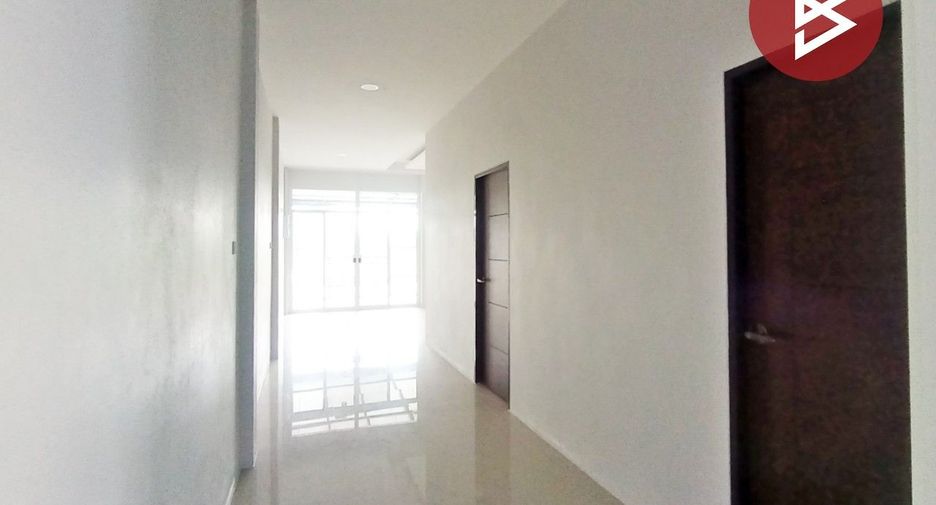 For sale 2 bedrooms townhouse in Mueang Nakhon Pathom, Nakhon Pathom