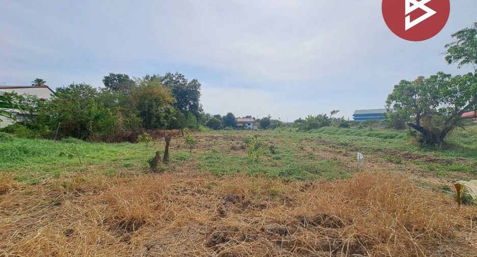 For sale land in Mueang Chai Nat, Chainat