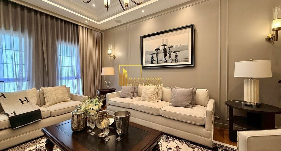 For sale 4 ベッドルーム villa in Watthana, Bangkok