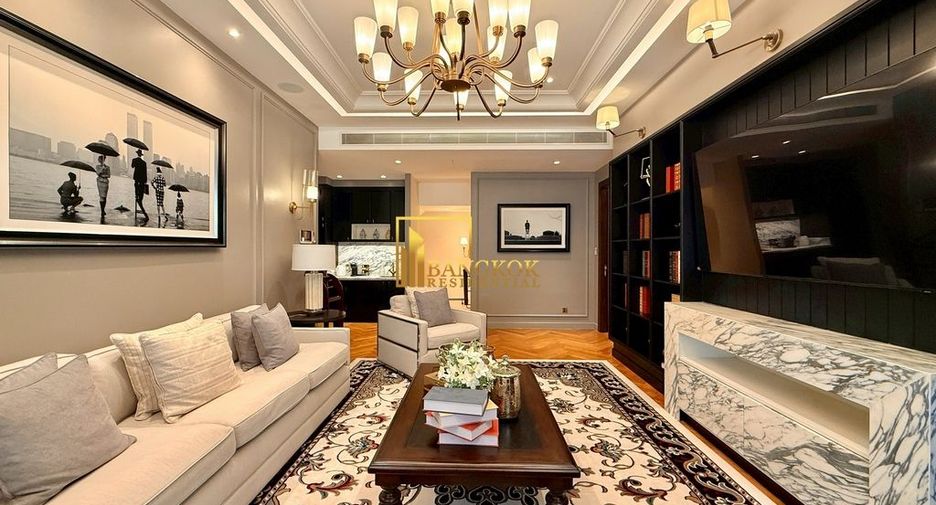 For sale 4 ベッドルーム villa in Watthana, Bangkok
