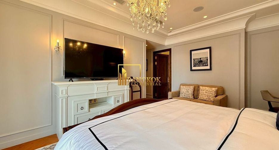For sale 4 ベッドルーム villa in Watthana, Bangkok
