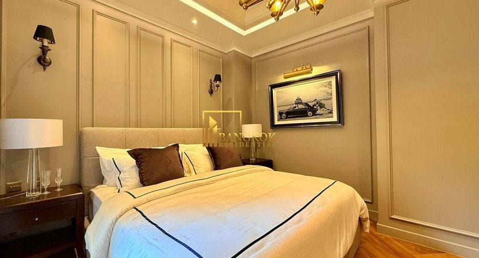 For sale 4 ベッドルーム villa in Watthana, Bangkok