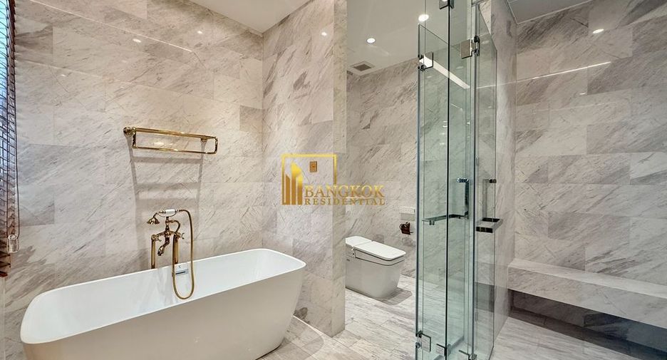 For sale 4 ベッドルーム villa in Watthana, Bangkok