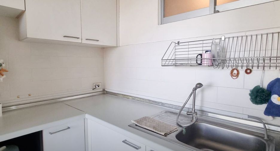 For sale 2 bedrooms condo in Bang Kapi, Bangkok